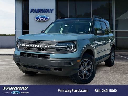 Used 2023 Ford Bronco Sport Badlands image 1