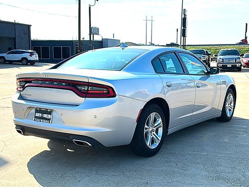 Used 2023 Dodge Charger SXT image 8
