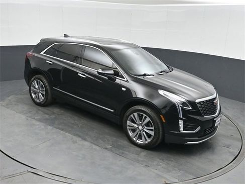 Used 2025 Cadillac XT5 Premium Luxury image 28