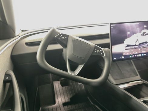 Used 2025 Tesla Model 3 Long Range RWD image 16