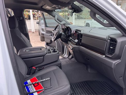 Used 2023 GMC Sierra 1500 Elevation image 10