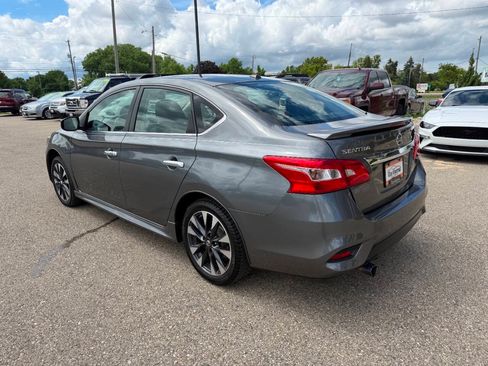 Used 2016 Nissan Sentra SR w/ SR Premium Package FWD image 3