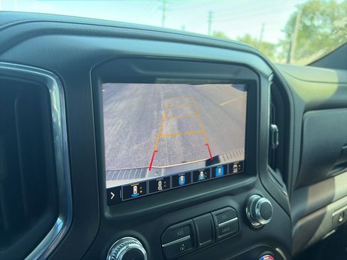 Used 2020 GMC Sierra 1500 AT4 w/ AT4 Premium Package image 17