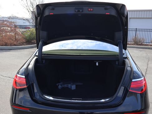 Certified 2023 Mercedes-Benz S 500 4MATIC image 21