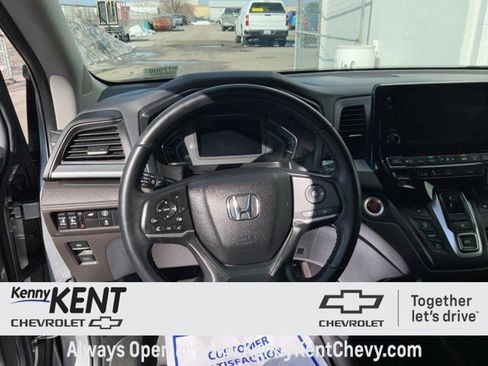 Used 2023 Honda Odyssey EX-L image 23