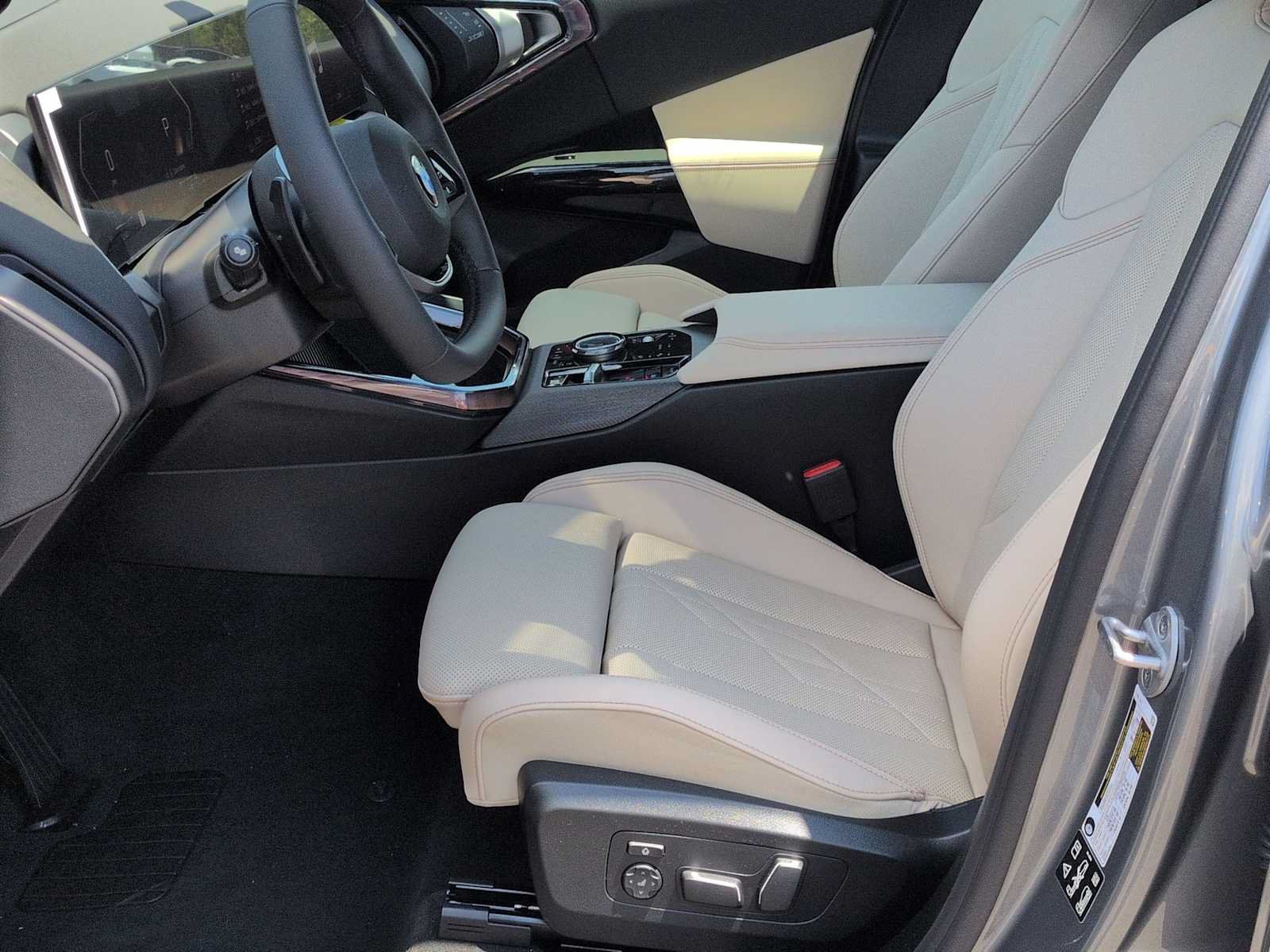 Used 2026 BMW X3 xDrive30i w/ Premium Package AWD/4WD image 17