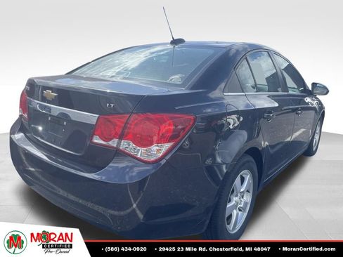 Used 2016 Chevrolet Cruze LT FWD image 4