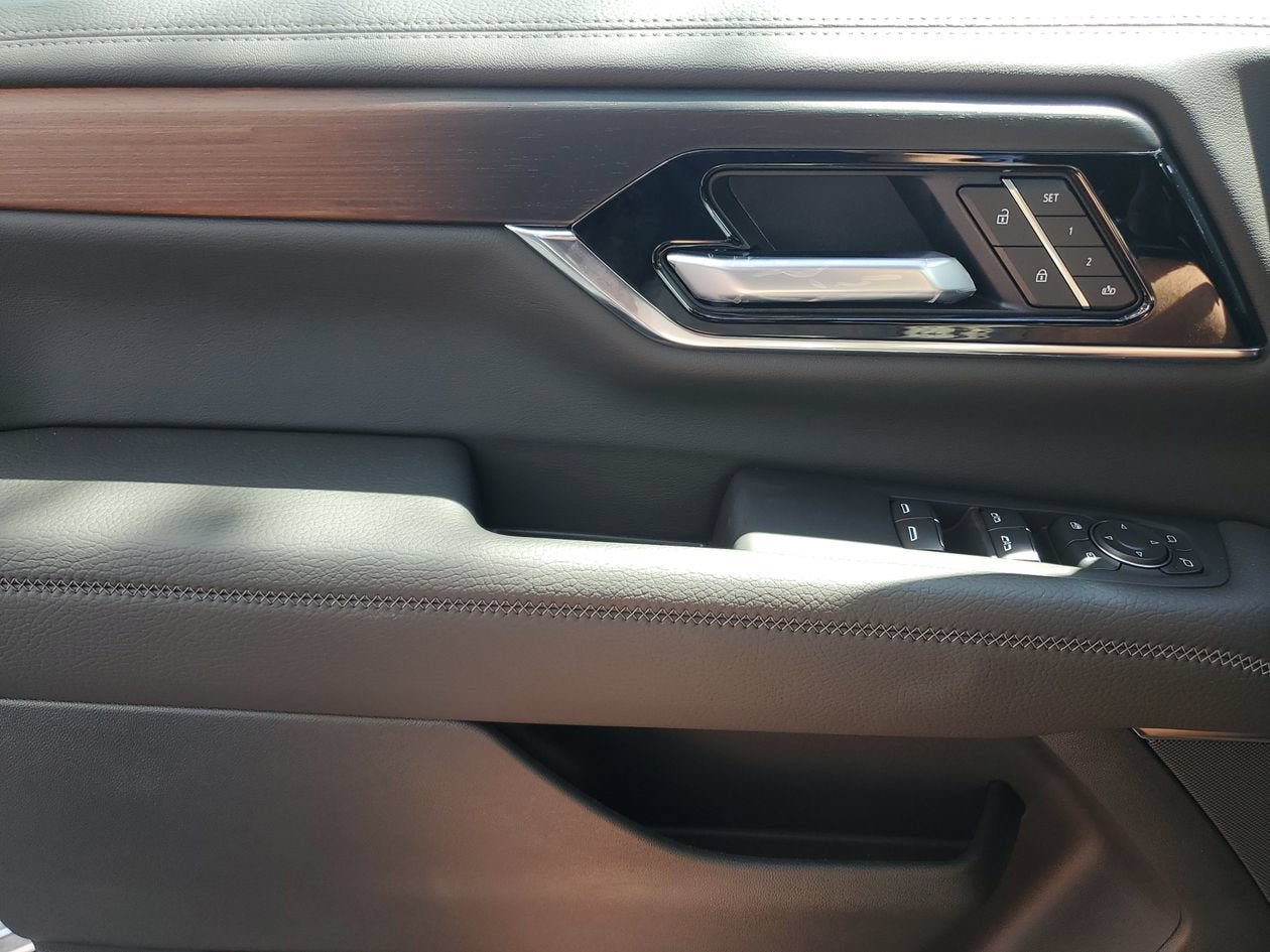 New 2026 GMC Yukon Denali RWD image 17