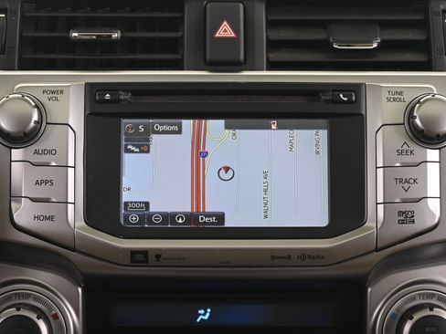 Used 2017 Toyota 4Runner Limited AWD/4WD image 31
