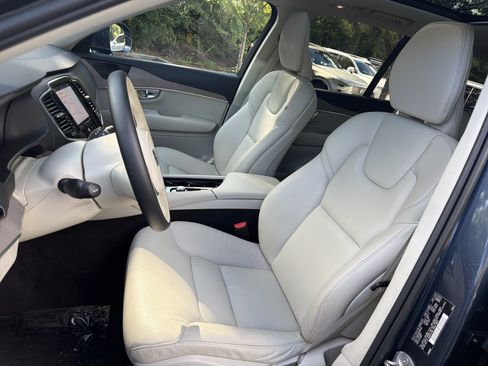 Certified 2023 Volvo XC90 B6 Plus w/ Protection Package AWD/4WD image 16