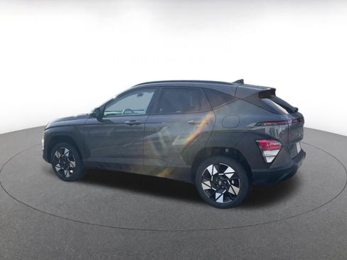 Used 2025 Hyundai Kona SEL image 10