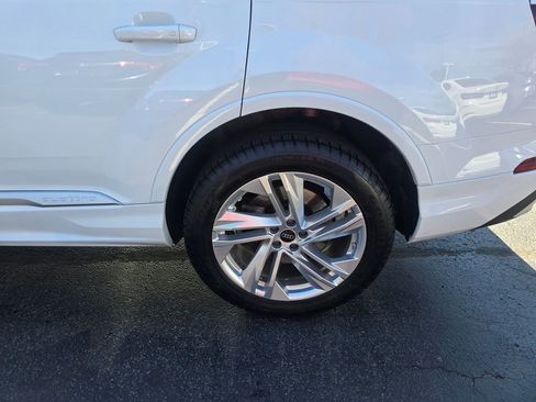 Used 2023 Audi Q7 2.0T Premium AWD/4WD image 4
