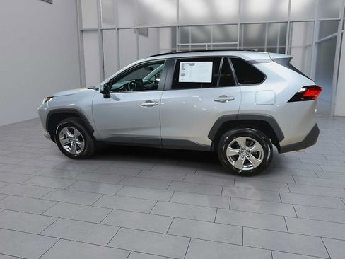 Used 2025 Toyota RAV4 XLE AWD/4WD image 6