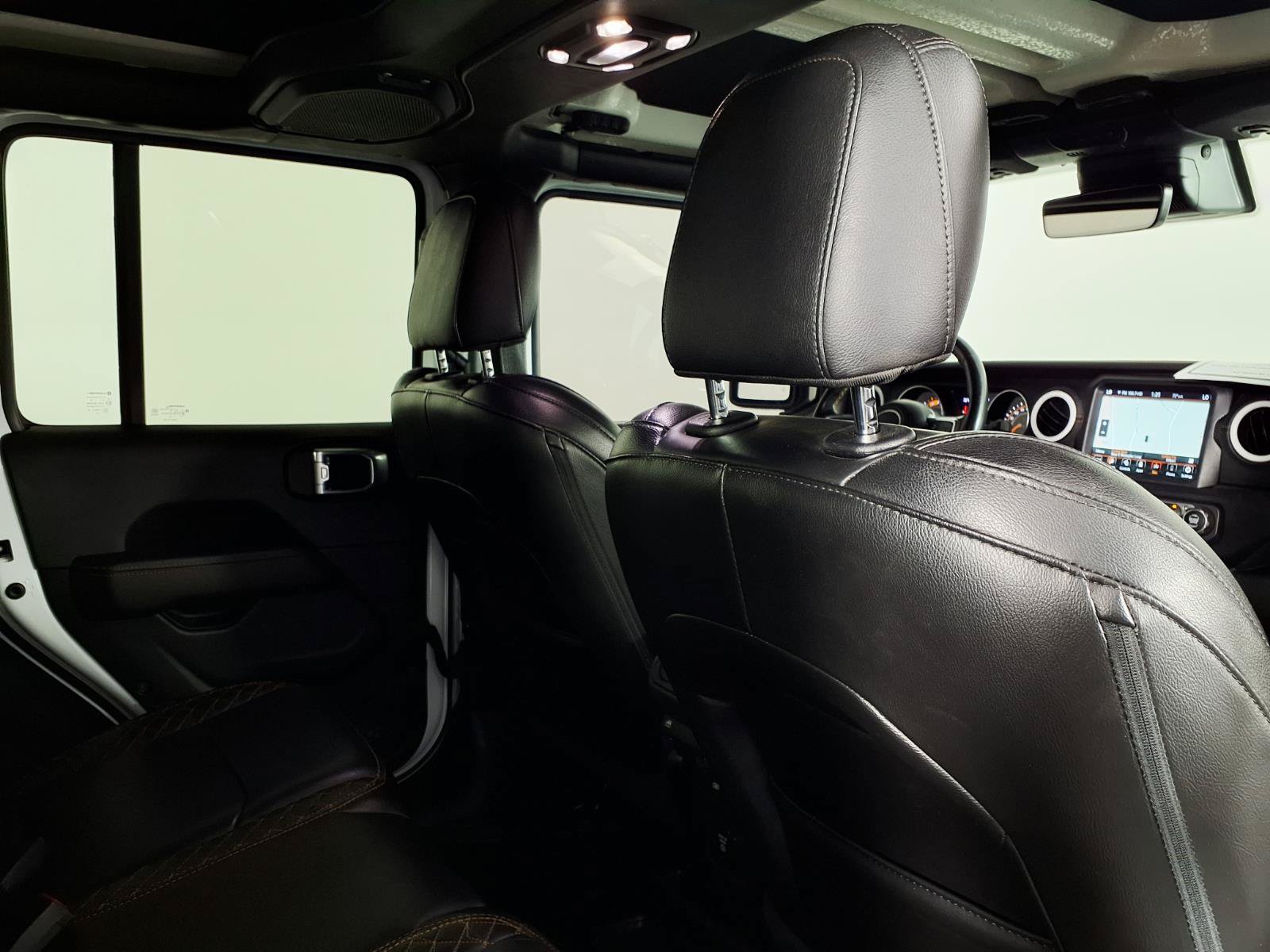 Used 2021 Jeep Wrangler Unlimited Sahara AWD/4WD image 11