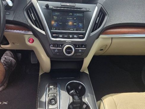 Used 2017 Acura MDX SH-AWD w/ Advance Package image 22