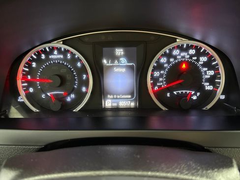 Used 2017 Toyota Camry SE image 13