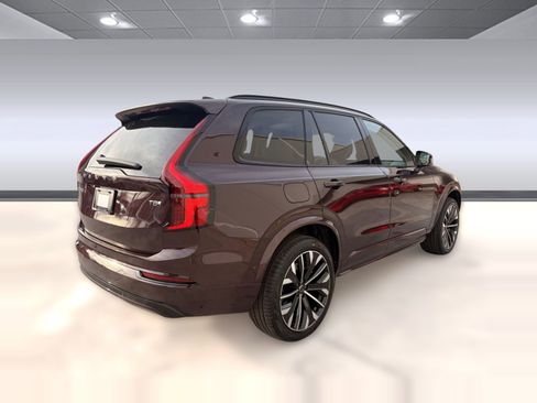 New 2026 Volvo XC90 T8 Ultra w/ Protection Package AWD/4WD image 9