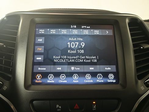 Used 2021 Jeep Cherokee Trailhawk w/ Premium Leather Package image 27