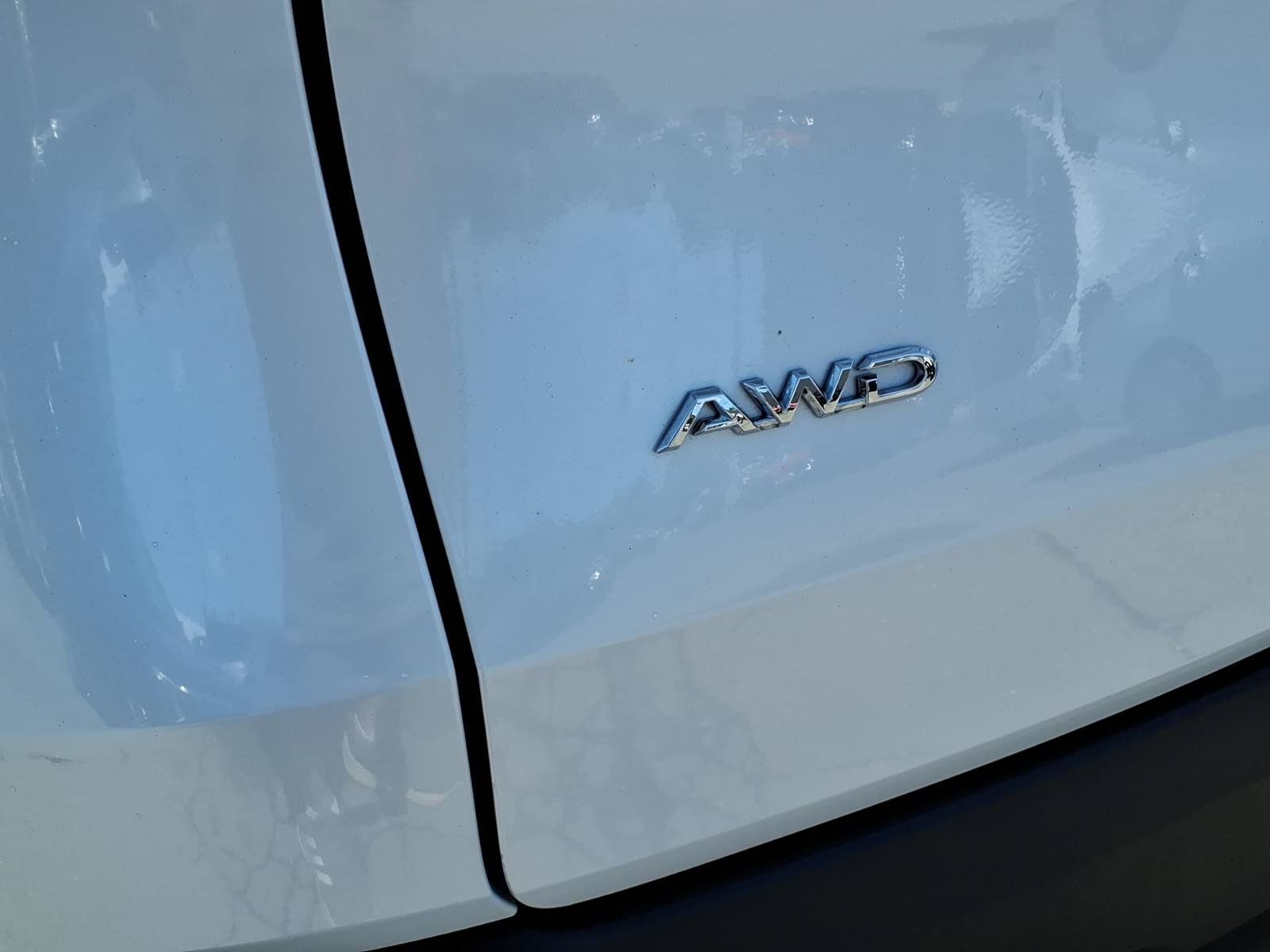 Used 2024 Toyota Grand Highlander AWD image 9