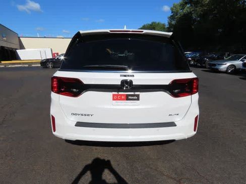New 2026 Honda Odyssey Elite image 5