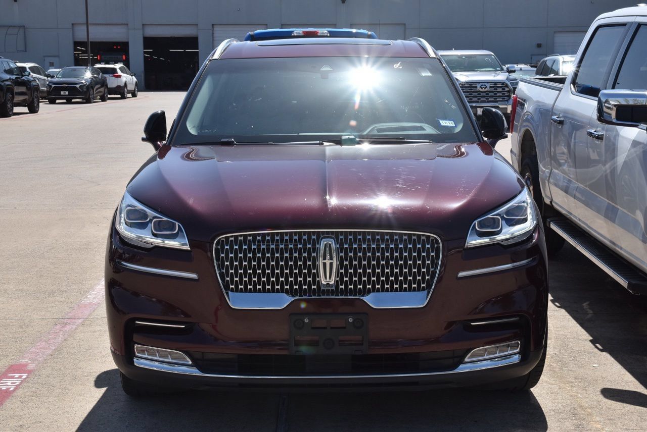 Used 2022 Lincoln Aviator Reserve w/ Equipment Group 201A AWD/4WD image 3