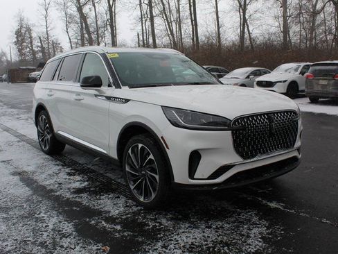 New 2026 Lincoln Aviator Reserve AWD/4WD image 1