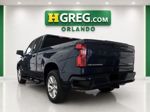 Used 2022 Chevrolet Silverado 1500 Custom RWD image 2