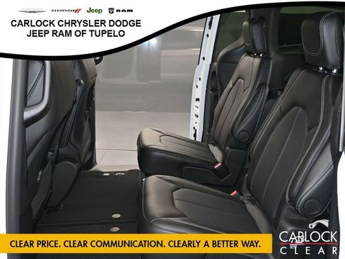 New 2026 Chrysler Voyager LX image 13