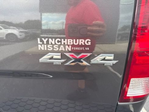 Used 2019 RAM 1500 Big Horn AWD/4WD image 11