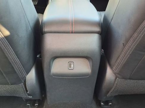 Used 2024 Nissan Sentra SR w/ SR Premium Package image 18