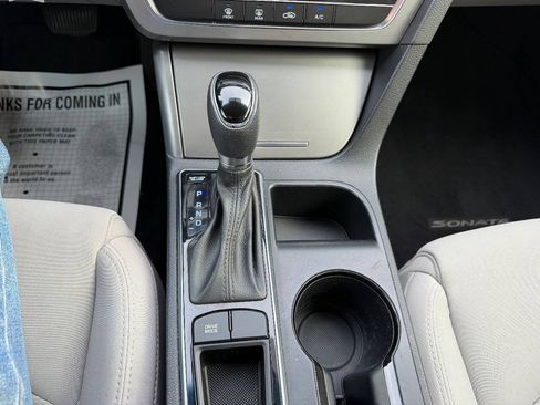 Used 2016 Hyundai Sonata Sport FWD image 15