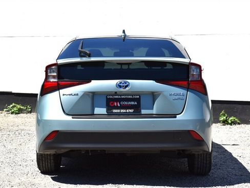 Used 2021 Toyota Prius Limited FWD image 4