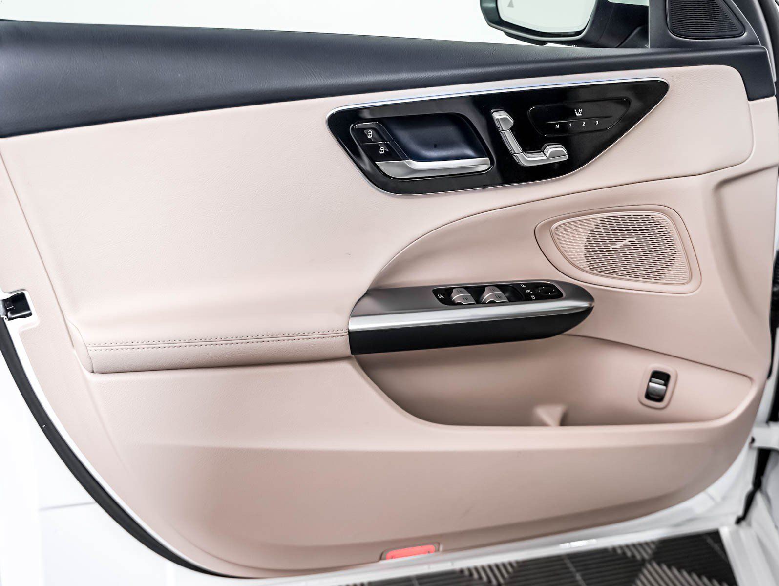 Used 2024 Mercedes-Benz C 300 Sedan image 20