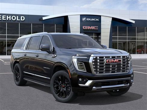 New 2026 GMC Yukon XL Denali image 7