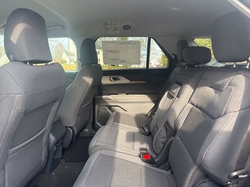 New 2026 Ford Explorer Active image 24
