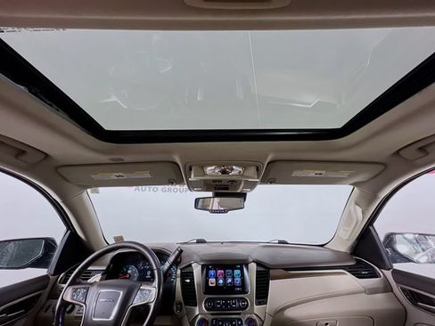 Used 2020 GMC Yukon XL Denali AWD/4WD image 26