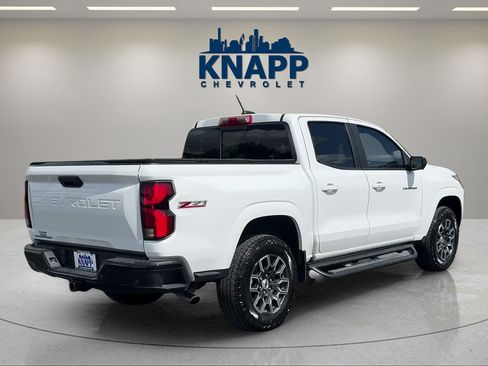 Used 2024 Chevrolet Colorado Z71 w/ Z71 Convenience Package 2 AWD/4WD image 5