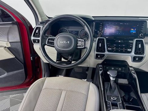 Used 2022 Kia Sorento SX image 25