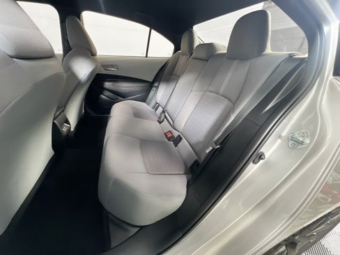 Used 2025 Toyota Corolla SE FWD image 29