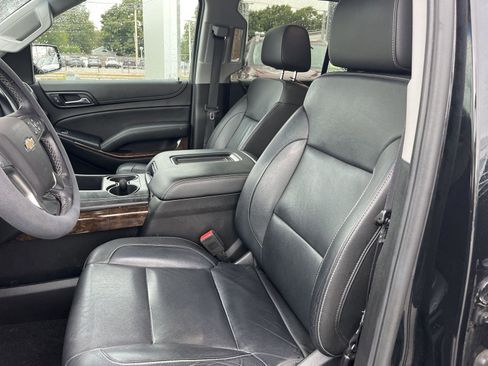 Used 2018 Chevrolet Tahoe LT image 9