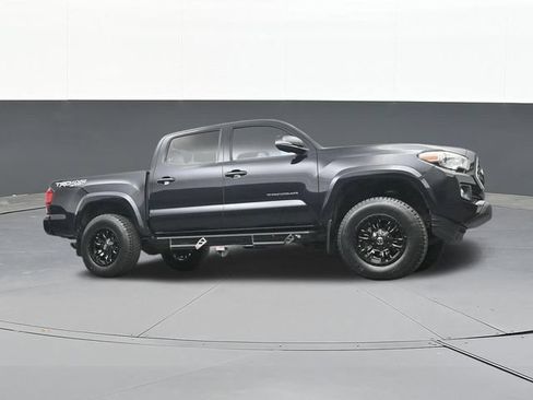 Used 2019 Toyota Tacoma TRD Sport w/ Technology Package AWD/4WD image 49
