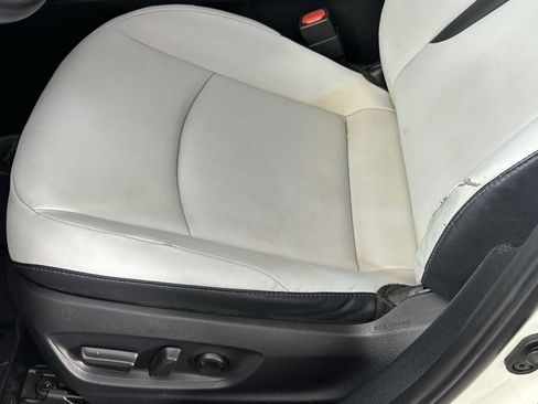 Used 2019 Toyota Prius Limited image 16