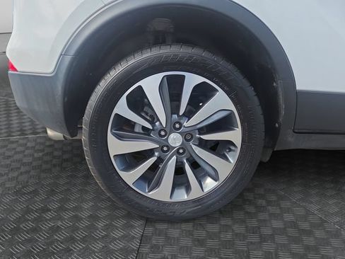 Used 2021 Buick Encore Preferred FWD image 34