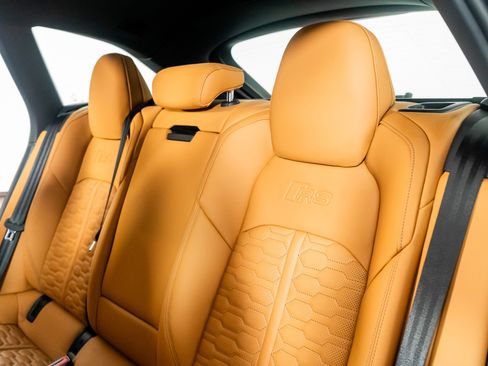 Used 2025 Audi RS 6 performance image 29