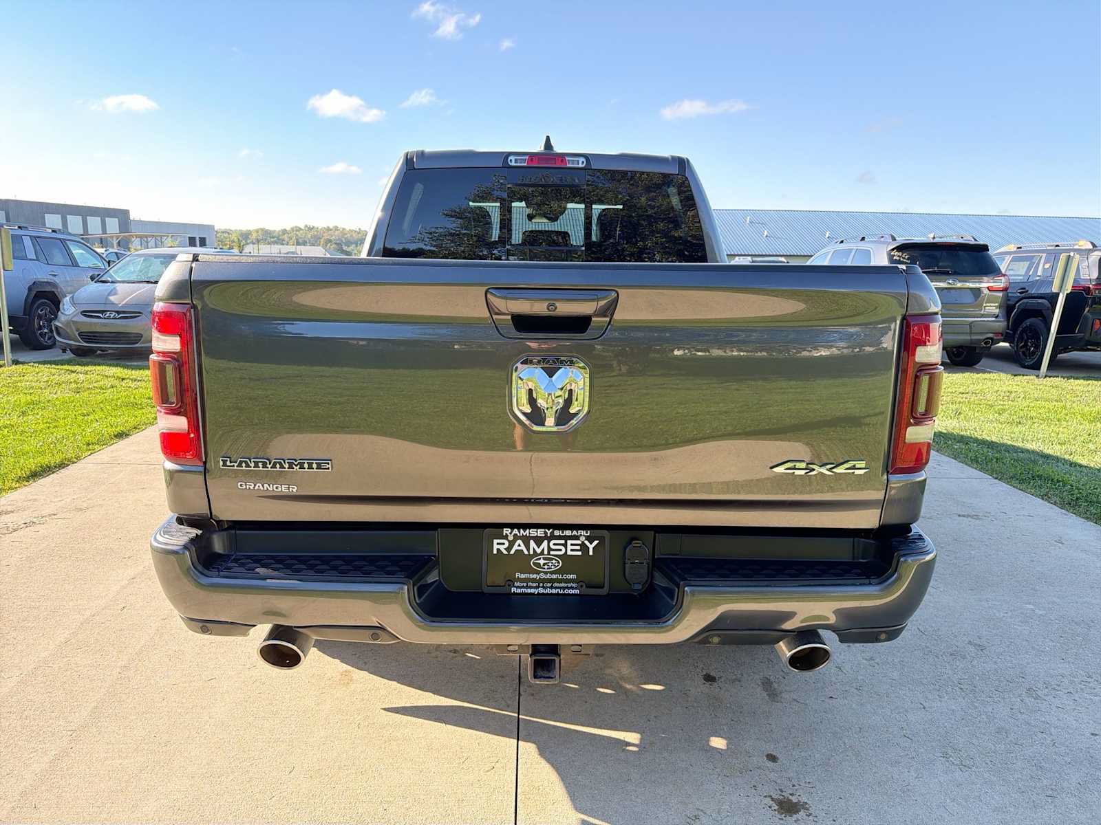 Used 2024 RAM 1500 Laramie AWD/4WD image 5