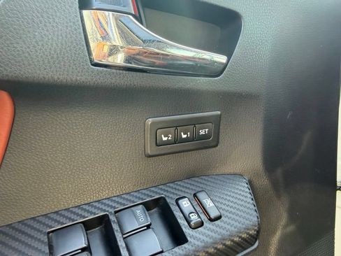 Used 2015 Toyota RAV4 Limited AWD/4WD image 5
