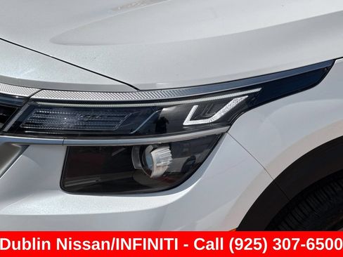 Used 2021 Kia Seltos S AWD/4WD image 52