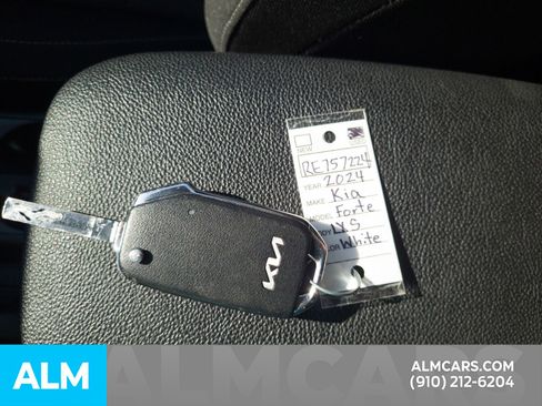 Used 2024 Kia Forte LXS image 18
