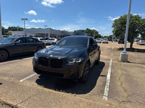 Used 2023 BMW X4 xDrive30i w/ M Sport Package AWD/4WD image 1