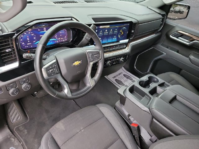 Used 2026 Chevrolet Silverado 1500 LT AWD/4WD image 8